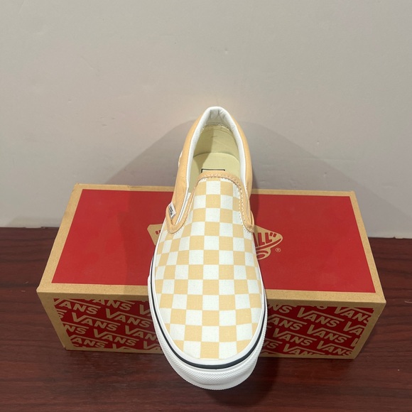 Vans, Classic Slip-On, VN0A7Q5DBLP, Peach & White - Picture 7 of 12